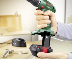 Test Coffret perceuse visseuse sans fil Bosch PSR 12 + 2 batteries
