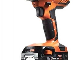 Comment la perceuse visseuse AEG BSB 18G2 LI-152C se débrouille-t-elle dans la pratique ?