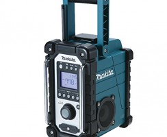 Que vaut la radio de chantier Makita BMR102 dans la pratique ?